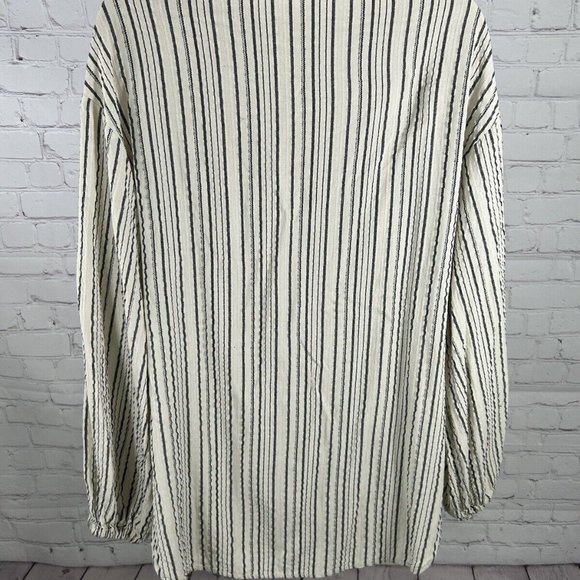 Free People Oversized Cream Gray Stripe Keyhole Neck Boho Bishop Sleeve Top XS - Picture 4 of 9